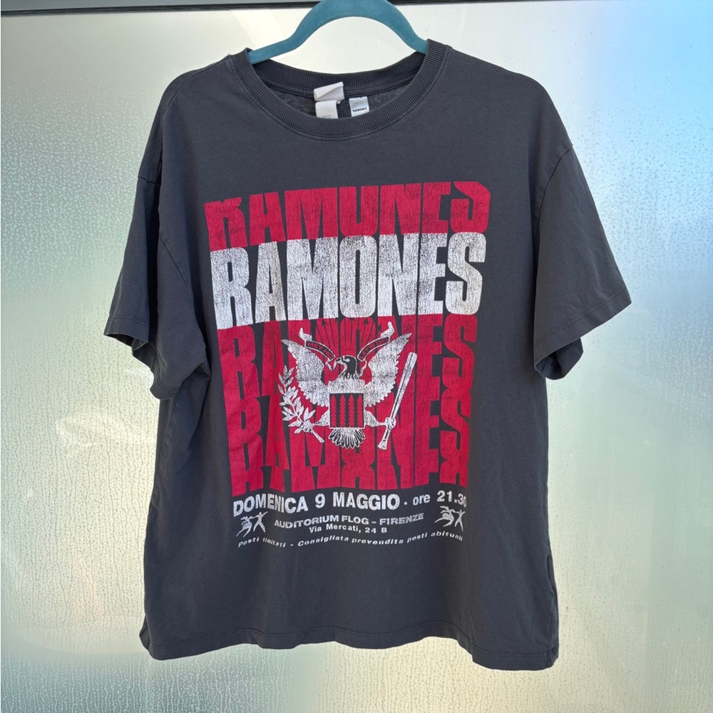 H&M | Ramones Graphic T-Shirt